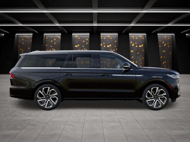 2027 Lincoln Navigator L Reserve