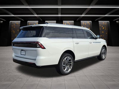 2026 Lincoln Navigator L Reserve