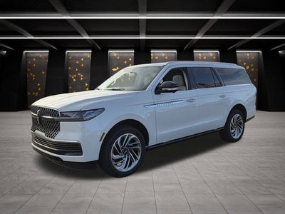 2026 Lincoln Navigator L Reserve