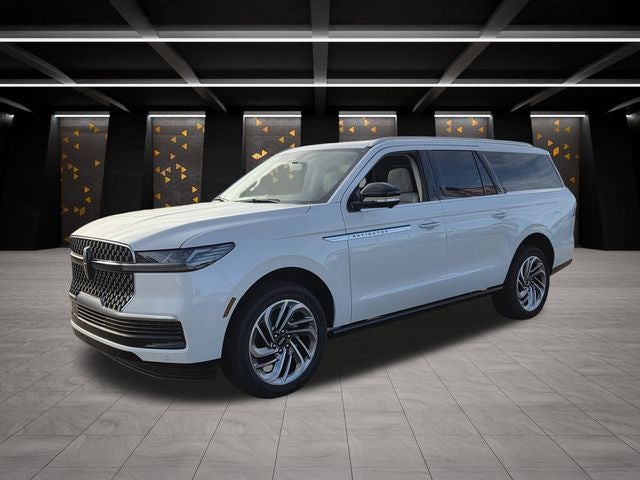 2026 Lincoln Navigator L Reserve