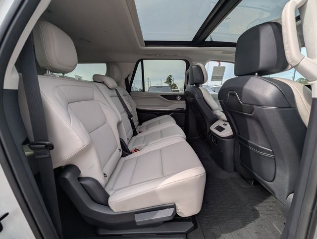 2025 Lincoln Navigator L Reserve