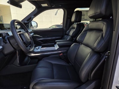 2027 Lincoln Navigator L Reserve