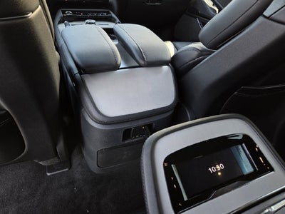 2027 Lincoln Navigator L Reserve
