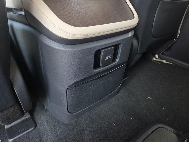 2027 Lincoln Navigator L Reserve