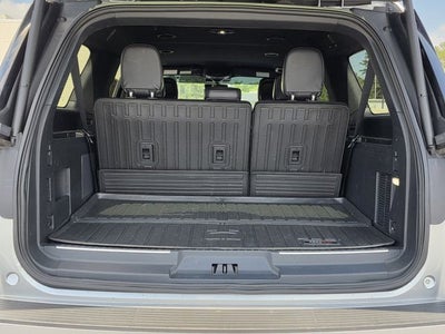 2022 Lincoln Navigator L Standard
