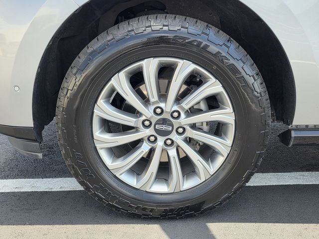 2022 Lincoln Navigator L Standard