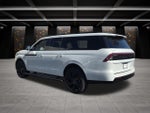 2027 Lincoln Navigator L Reserve