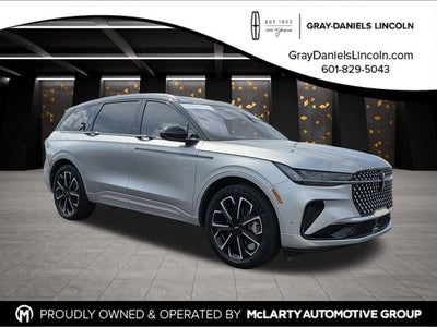 2024 Lincoln Nautilus Reserve