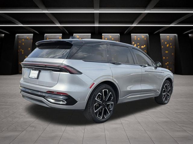 2024 Lincoln Nautilus Reserve