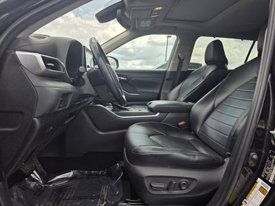 2022 Toyota Highlander XLE