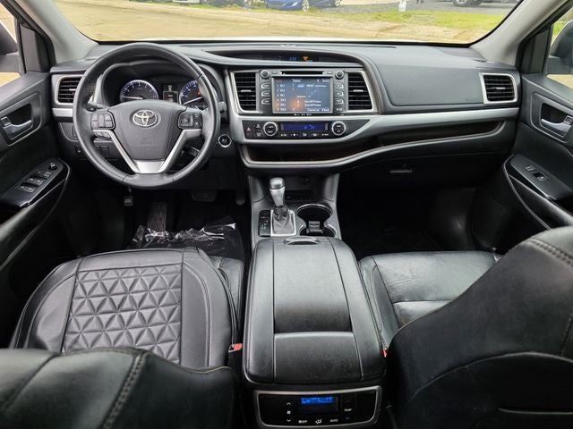 2016 Toyota Highlander XLE V6