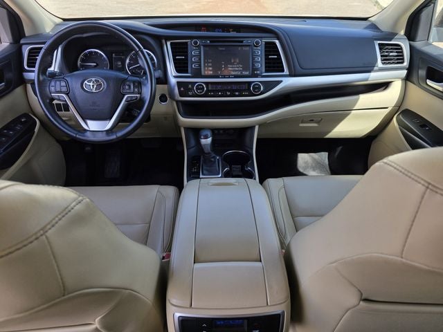 2017 Toyota Highlander XLE
