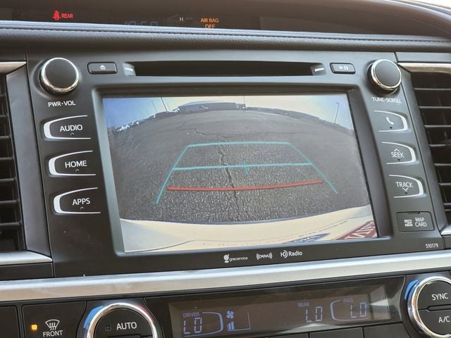 2017 Toyota Highlander Base