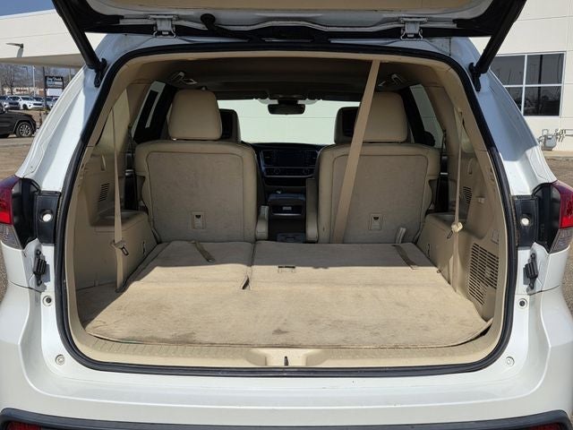 2017 Toyota Highlander Base