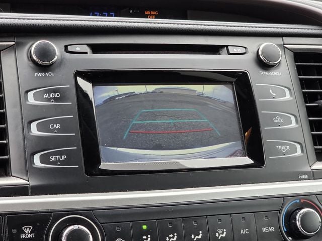 2017 Toyota Highlander LE