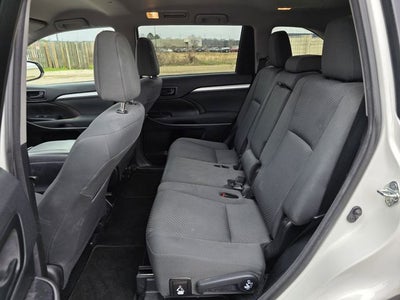 2017 Toyota Highlander LE