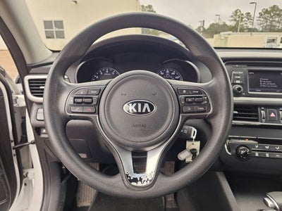 2017 Kia Optima LX