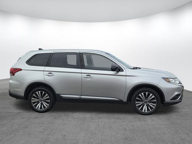 2019 Mitsubishi Outlander ES