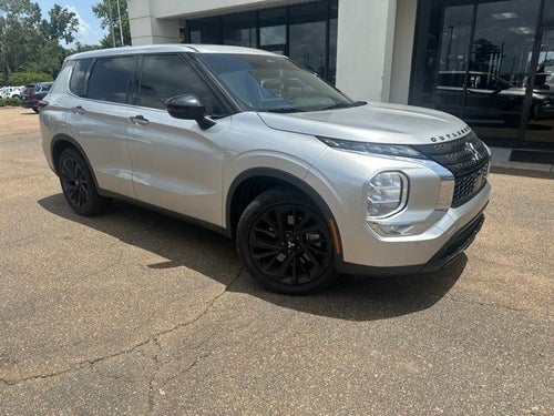 2022 Mitsubishi Outlander Black Edition
