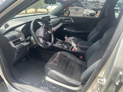 2022 Mitsubishi Outlander Black Edition
