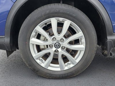2022 Nissan Rogue Sport SV