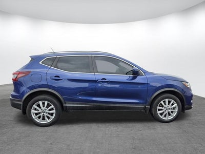 2022 Nissan Rogue Sport SV