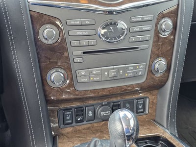 2017 INFINITI QX80 THEATER PACKAGE