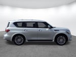 2017 INFINITI QX80 THEATER PACKAGE