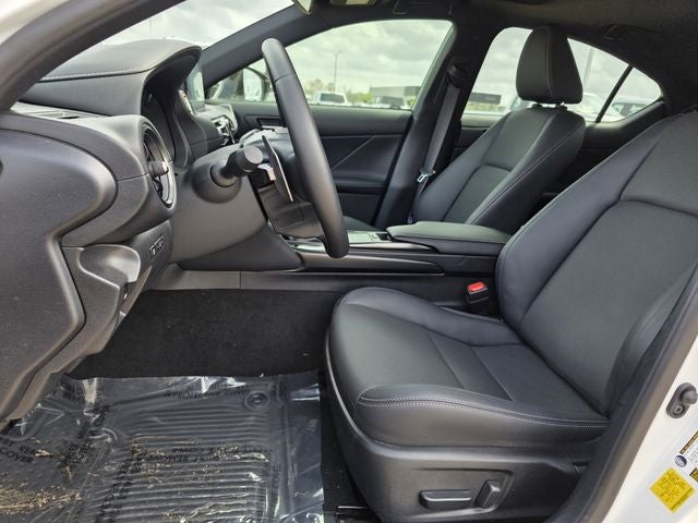 2025 Lexus IS 350 F SPORT Design