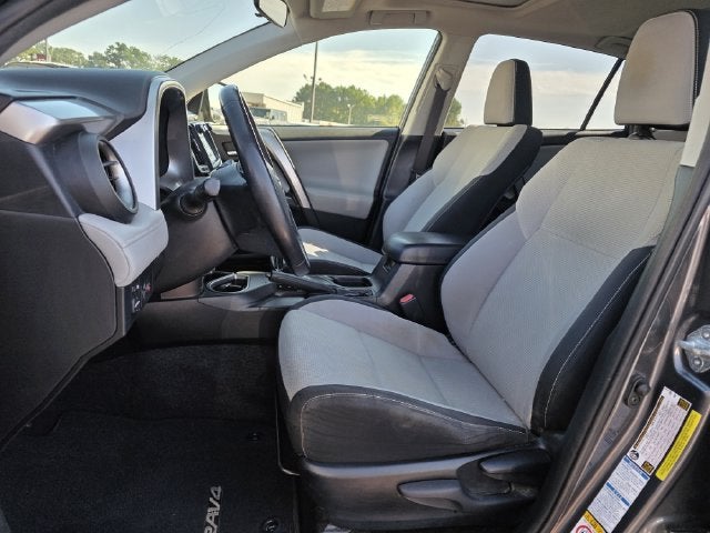2016 Toyota RAV4 Hybrid XLE