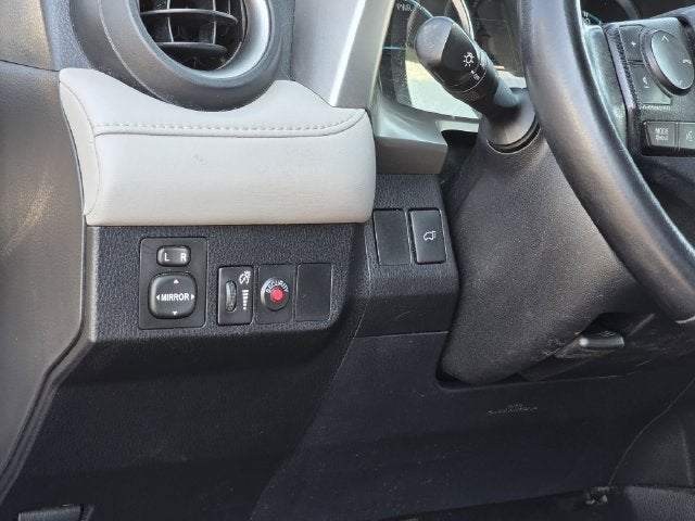2016 Toyota RAV4 Hybrid XLE
