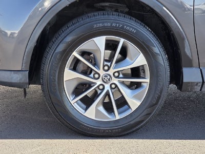 2016 Toyota RAV4 Hybrid XLE