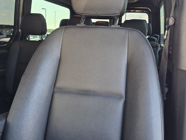 2022 Mercedes-Benz Sprinter 2500 Passenger 144 WB