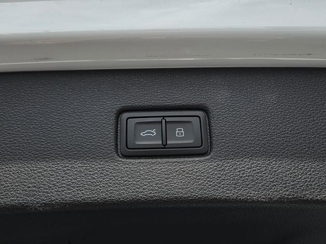 2023 Audi Q7 45 Premium quattro