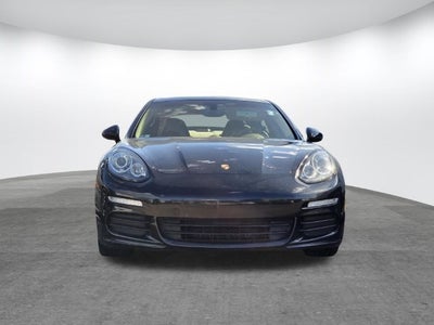 2016 Porsche Panamera 4