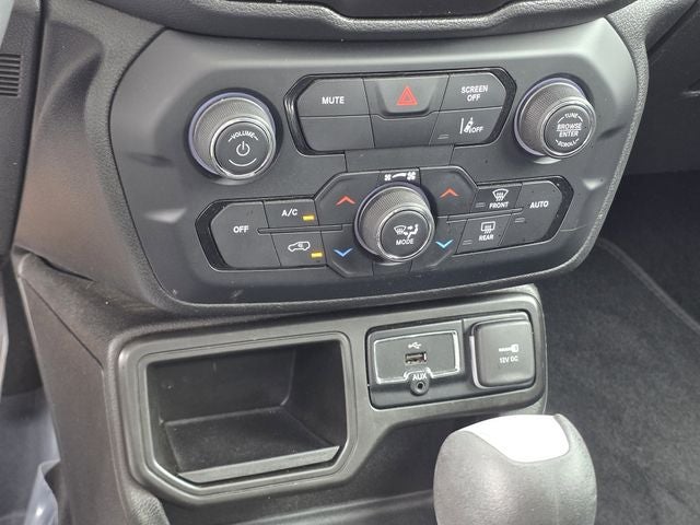 2021 Jeep Renegade Latitude Islander Edition