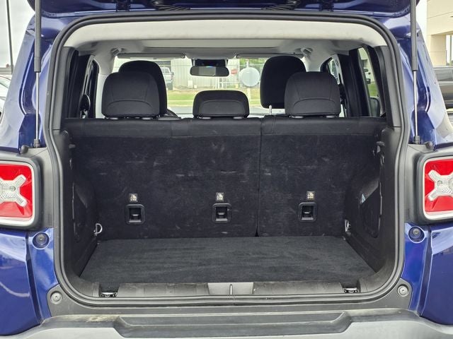 2021 Jeep Renegade Latitude Islander Edition