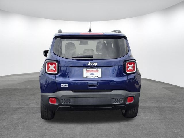 2021 Jeep Renegade Latitude Islander Edition