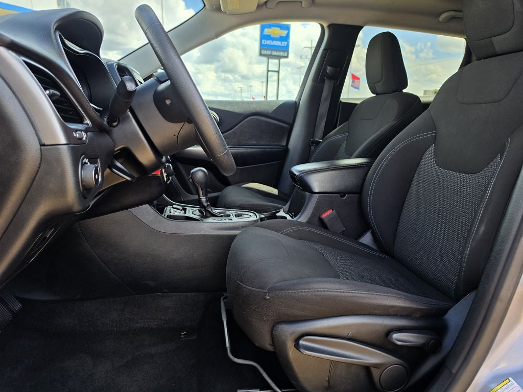 2019 Jeep Cherokee Latitude