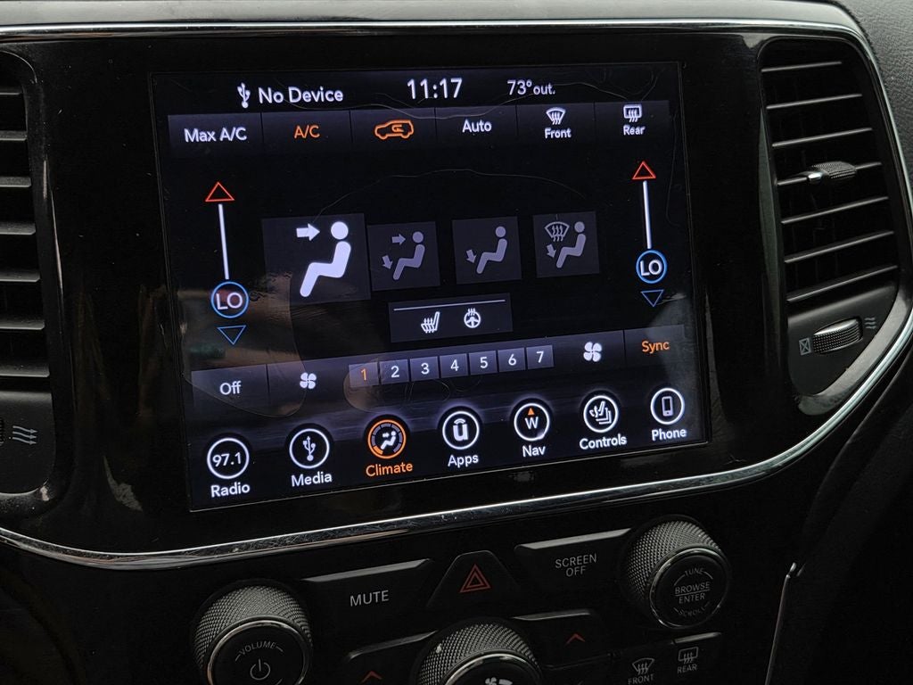 2019 Jeep Grand Cherokee Altitude