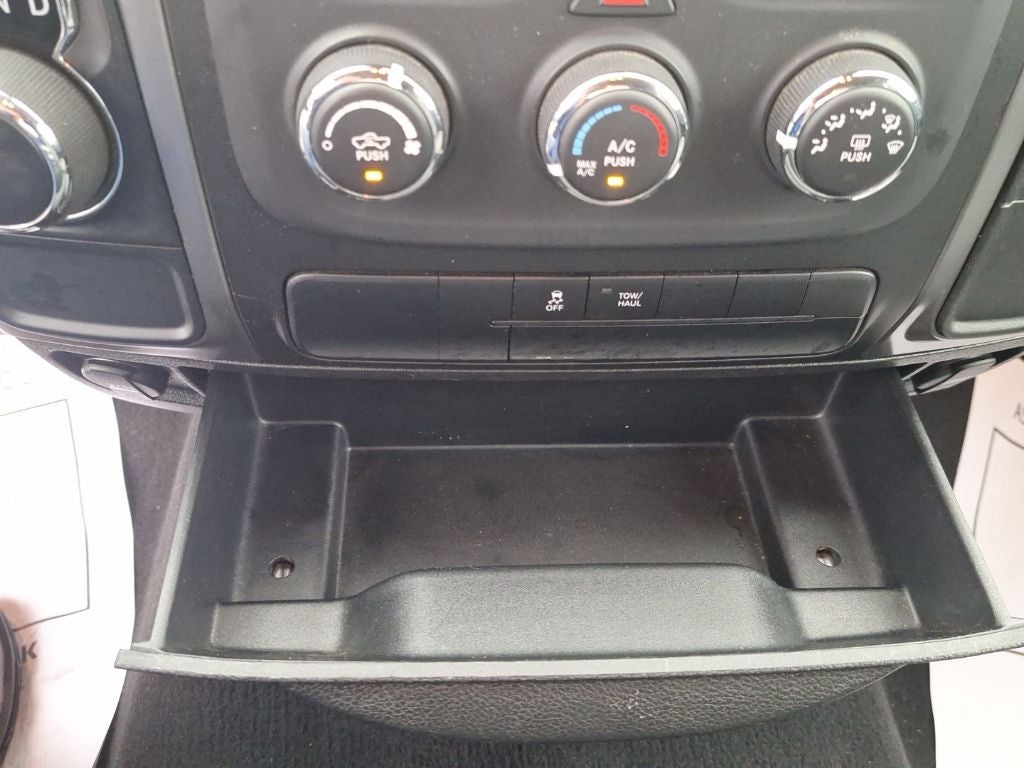 2024 RAM 1500 Classic SLT