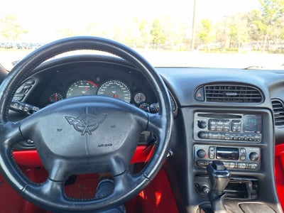 2004 Chevrolet Corvette Base