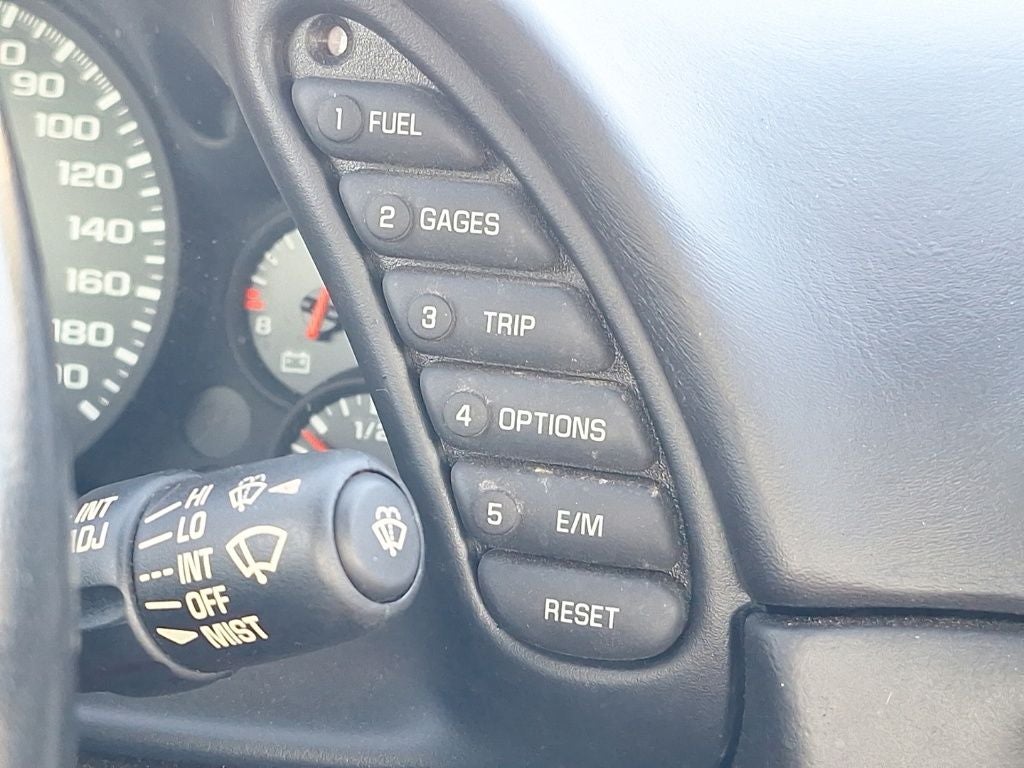 2004 Chevrolet Corvette Base