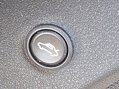 2012 Chevrolet Malibu LTZ 1LZ