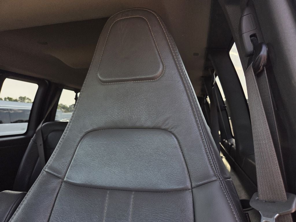 2023 Chevrolet Express 3500 LS Passenger