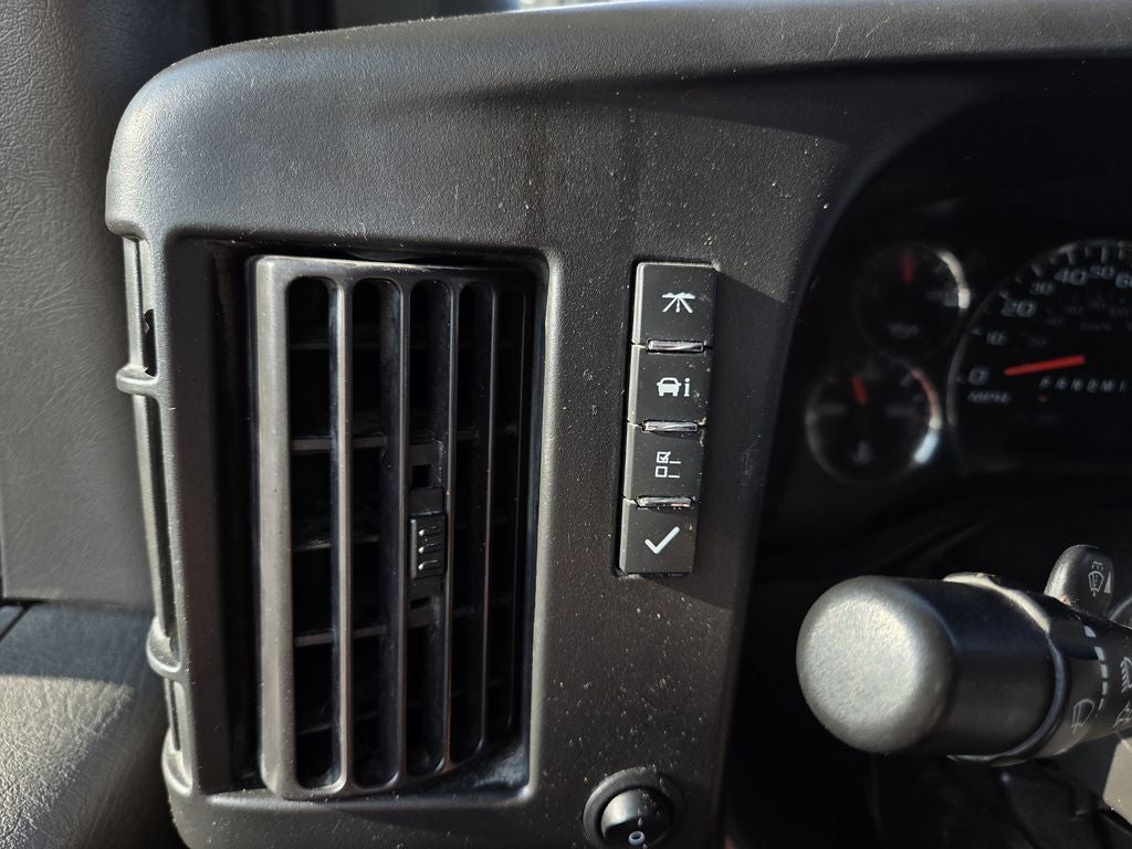 2023 Chevrolet Express 3500 LS Passenger