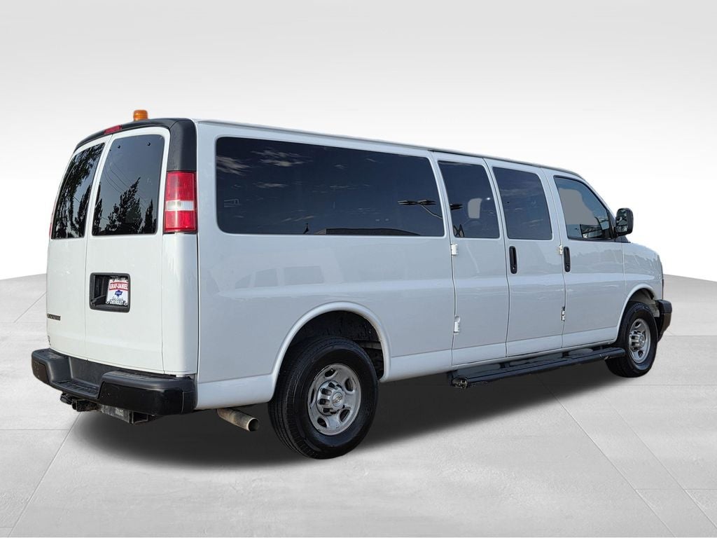 2023 Chevrolet Express 3500 LS Passenger
