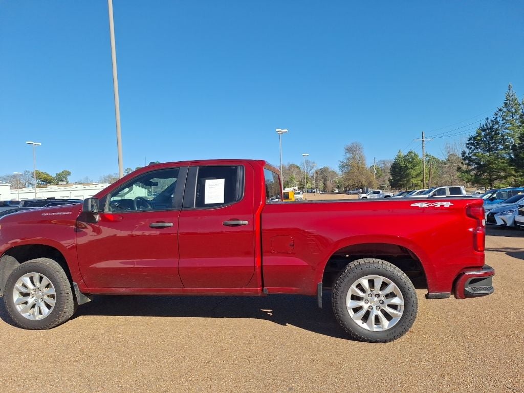 2022 Chevrolet Silverado 1500 LTD Custom