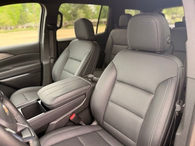 2025 Chevrolet Traverse LT 2LT
