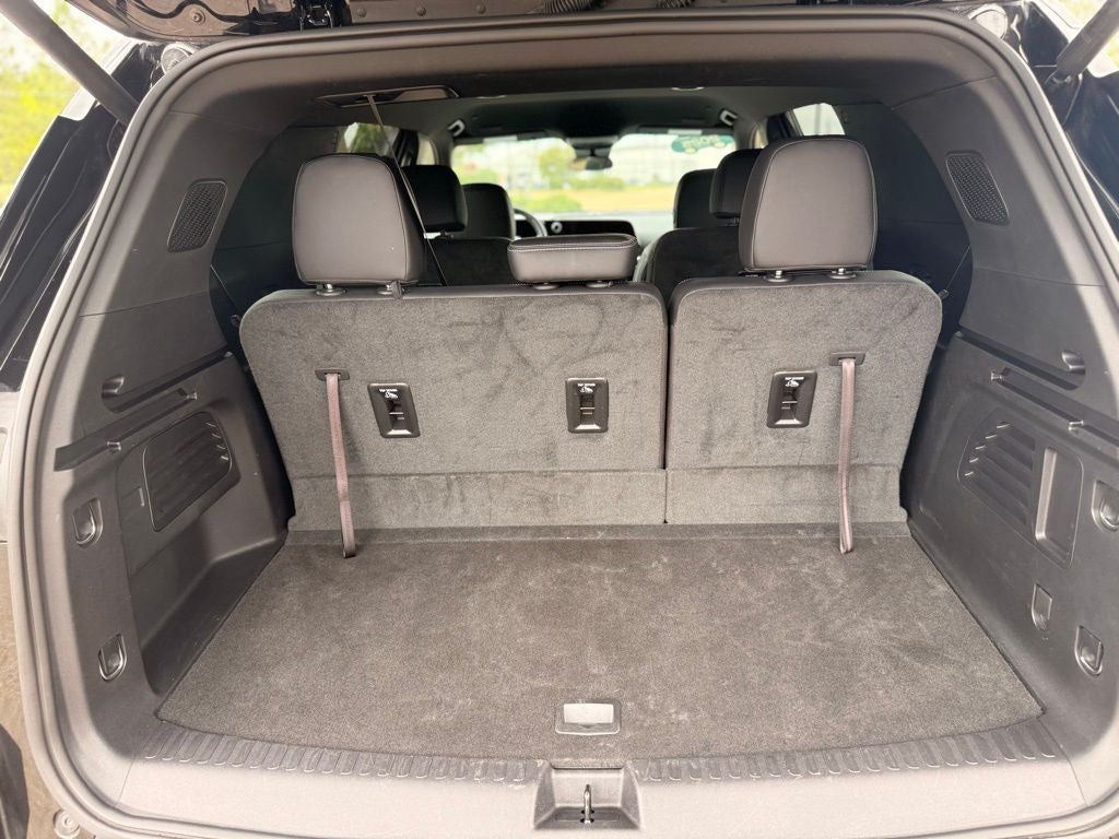 2025 Chevrolet Traverse LT 2LT